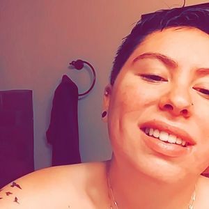 Meet your Posher, Angelica